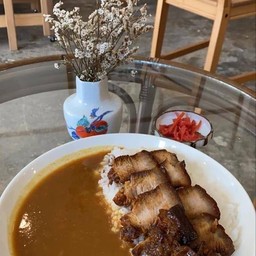 ข้าวแกงกะหรี่ หมูตุ๋นซีอิ๋วญี่ปุ่น