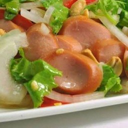 ยำไส้กรอก