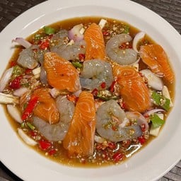 ยำแซลม่อน + กุ้งสด