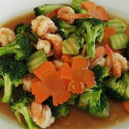 ผัดผักรวมมิตร