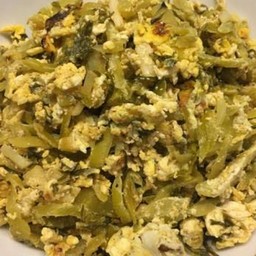 ผักกาดดองผัดไข่