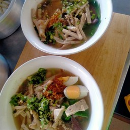 ก๋วยจั๊บญวน(อุบล)&สุกี้ ครูน้อย สาขา4 4