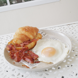 Bacon Scramble Egg Croissant