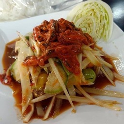 ตำหอยดอง