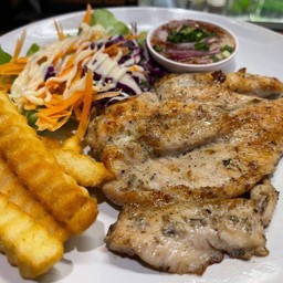 E2. สเต็กไก่