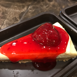 A7. สตอเบอรี่ชีสเค้ก  (เค้กชิ้น)