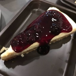 A8. บลูเบอร์รี่ชีสเค้ก(เค้กชิ้น)