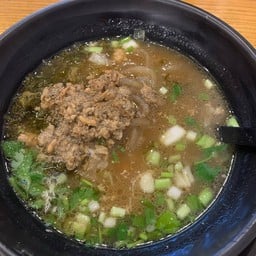 เส้นมัน + หมู ใช้ได่