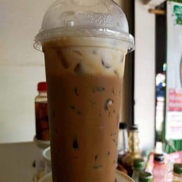 พอร์ช Coffee สาขา2 ข้างไทยทอยส์ค้าส่ง ร้านสีน้ำเงิน ที่เดียวกับก๋วยเตี๋ยวไก่มะระ