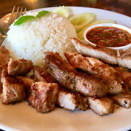 G20. ข้าวสเต็กสันคอหมูย่างจิ้มแจ่ว