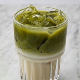 มัทฉะลาเต้เย็น