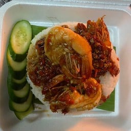 กุ้งคั่วพริกเกลือ (ราดข้าว)