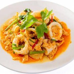 หมึกผัดไข่เค็ม