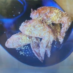 ปีกไก่ทอด