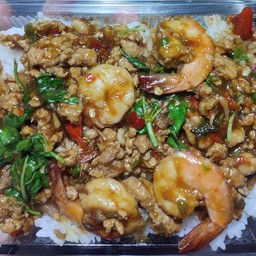 กะเพราหมูกุ้ง