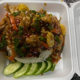 ผัดขี้เมา หมู (ราดข้าว)