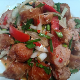 ยำไส้กรอกอิสาน