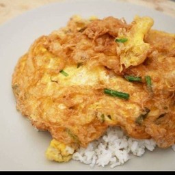ข้าวราดไข่เจียวหมูสับ