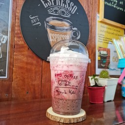 โกโก้สตอเบอรี่ลาเต้