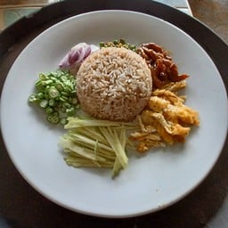 ข้าวคลุกกะปิ