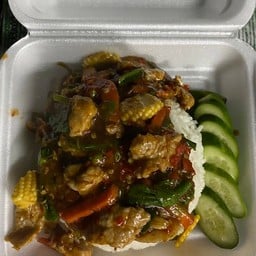 ผัดฉ่า หมู (ราดข้าว)