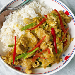 ข้าวหมูชิ้นผัดผงกะหรี่