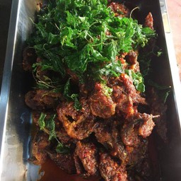 ฉู่ฉี่ปลาดุกทอดกรอบ