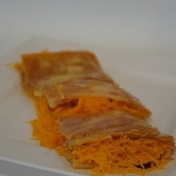 45. โรตีพัฟฝอยทอง