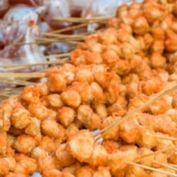 น้องตองลูกชิ้นทอด เกี๊ยวทอด ชุบแป้ง ไม่ชุบแป้ง  ข้าวไข่เจียว (