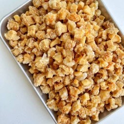 ข้าว ผัดกากหมูเจียว