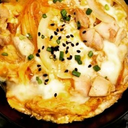 ข้าวแชลมอนโอยาโกะดัง