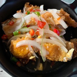 ยำไข่ดาว