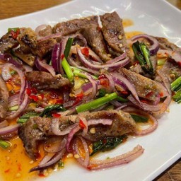 J12. ยำเสต็กสันคอ