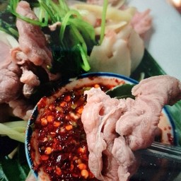 เนื้อกรอบลวกจิ้ม