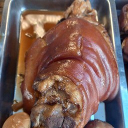 ตลาดนัดนาราวดี โรจนะ