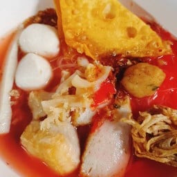 เจ๊หมวยพระราม 4 ลูกชิ้นปลา เย็นตาโฟ ข้าวต้มปลาเก๋า พระราม4