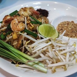 ผัดไทยกุ้งสด