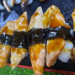 ทิพย์ ซูชิ Sushi ตลาดมุมถนน