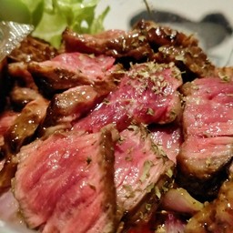 เนื้อย่างพรีเมี่ยม