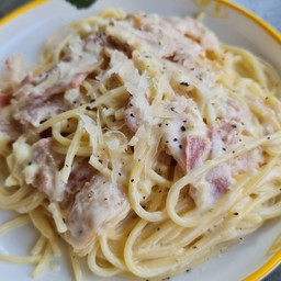 สปาเก็ตตี้คาโบนาร่า