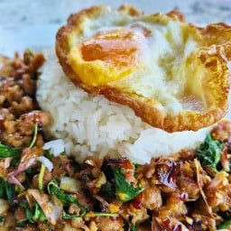 เฟรนฟรายและของกินเล่น