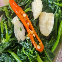 ผัดผักบุ้งไฟแดง