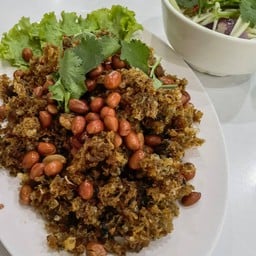 ยำปลาดุกฟู