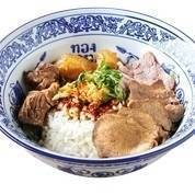 TSG3 ข้าวต้มแห้ง ลิ้นวัว เนื้อสด เนื้อตุ๋น เอ็นตุ๋น RICE TOPPED WITH OX TONGUE, SLICED BEEF,  BRAISED SHANK AND TENDON