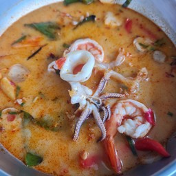 ต้มยำรวมมิตรทะเลน้ำข้น