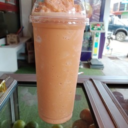 นมหมีชาเย็นปั่น