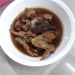 ล้านกินเส้น ก๋วยเตี๋ยวชามโต