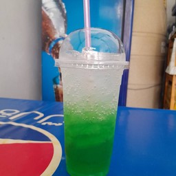 น้ำเขียวโซดา