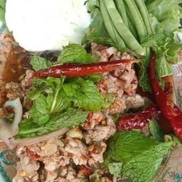 ลาบเนื้อ