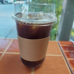 อเมริกาโนเย็น